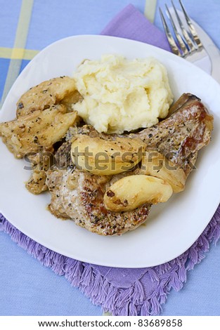 Roast pork with apples and mustard