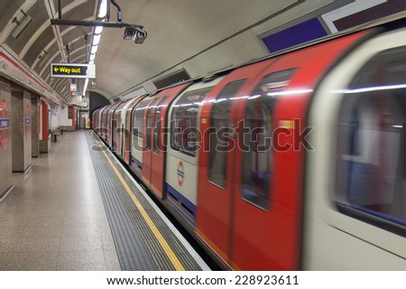 LONDON, UK - OCTOBER 18: London Underground station interior. The system serves 270 stations, 402 kilometers of track with operation history of 150 years. London, October 18, 2014.