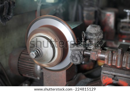 disc brake fixed by mechanic machine in the garage