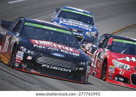 Richmond, VA - Apr 24, 2015:  Greg Biffle (16) brings his race car through the turns during a practice session for the Toyota Owners 400 race at the Richmond International Raceway in Richmond, VA.