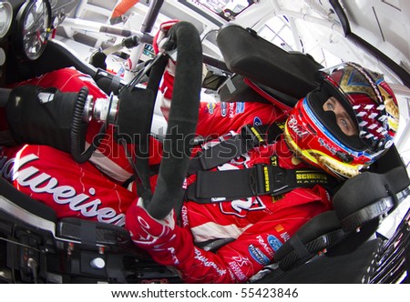 LONG POND, PA - JUNE 04:  Kasey Kahne gets ready to practice for the Gillette Fusion ProGlide 500 race at the Pocono Raceway in Long Pond, PA on June 4, 2010