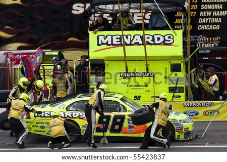 LONG POND, PA - JUNE 06:  Paul Menard makes a pit stop for the Gillette Fusion ProGlide 500 race at the Pocono Raceway in Long Pond, PA on June 6, 2010