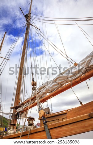 Mast of a large sailing boat and details of rigging