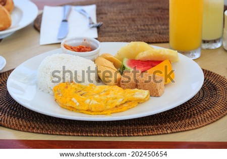 healthy breakfast with scrambled eggs and tofu