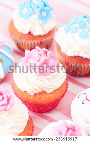 delicious cupcakes dessert for big party