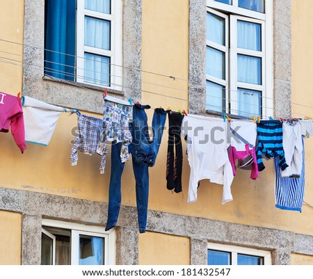 The drying clothes - Porto, Portugal