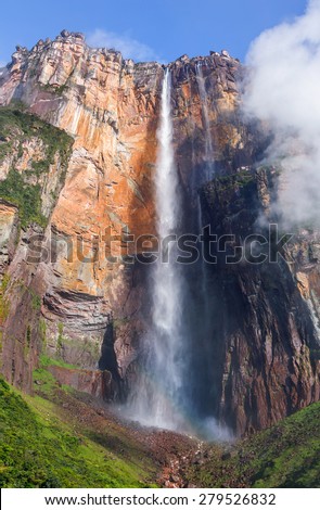 Morning view of the Angel Falls ( Salto Angel ) is worlds highest waterfalls (978 m) - Venezuela , Latin America