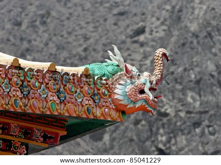 The dragon on the roof of the Tengboche Monastery - Nepal
