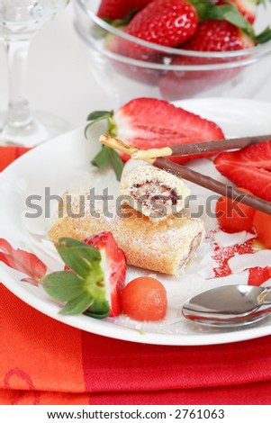 Strawberry biscuit with fruits