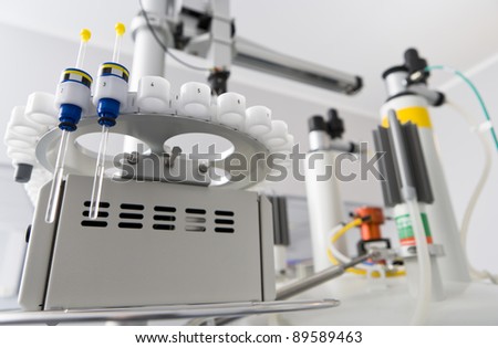 Genetic research laboratory equipment
