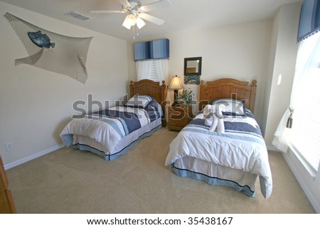 A Twin Bedroom in a House in Florida.