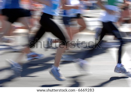 Groups of marathon runner in action