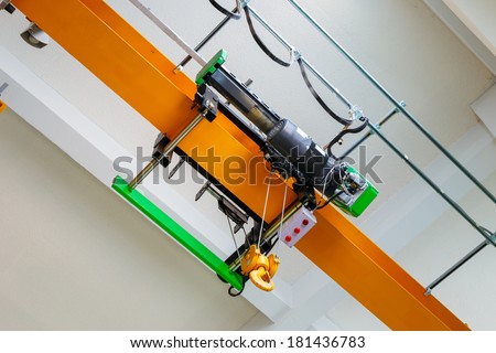 Factory overhead crane for heavy material
