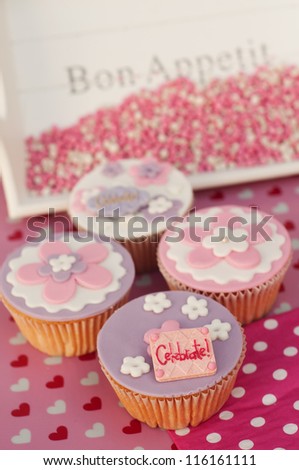 Four romantic wedding cupcakes