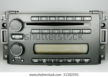 stock 6 disc car stereo with traffic