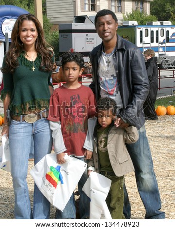 HOLLYWOOD - OCTOBER 23: Babyface Edmonds and family at Camp Ronald McDonald 13th Annual Halloween Carnival at Universal Studios on October 23, 2005 in Hollywood, CA