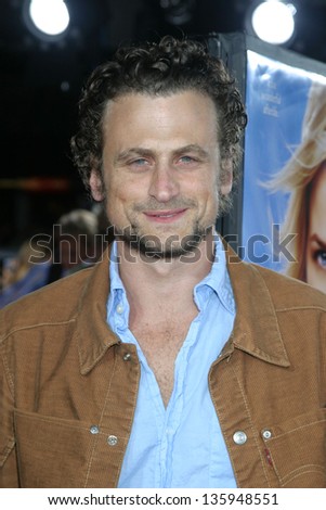 LOS ANGELES - SEPTEMBER 08: David Moscow at Just Like Heaven Premiere in Grauman\'s Chinese Theater September 08, 2005 in Los Angeles, CA.