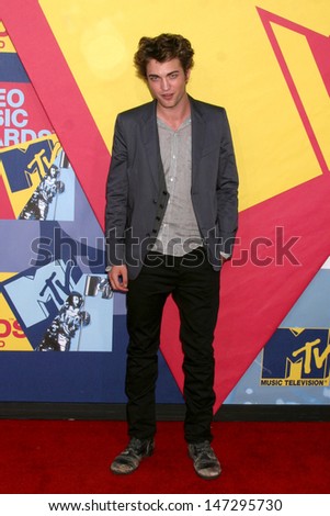 Robert Pattinson arriving at  the Video Music Awards on MTV at Paramount Studios, in Los Angeles, CA on September 7, 2008