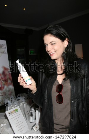 Jodi Lyn O\'Keefe at the GBK Productions Oscar Gifting Suite Boulevard3 Los Angeles, CA February 22, 2008