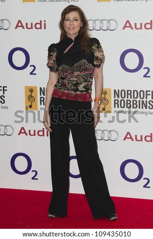 Lisa Stansfield arriving for the Silver Clef Awards, Hilton Hotel, Park Lane, London.  29/06/2012 Picture by: Simon Burchell / Featureflash