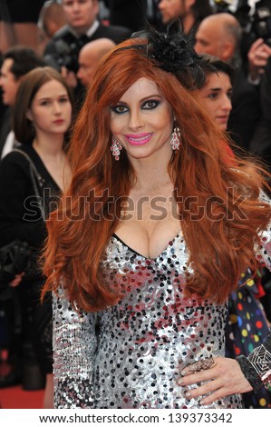 Phoebe Price at the gala premiere of \
