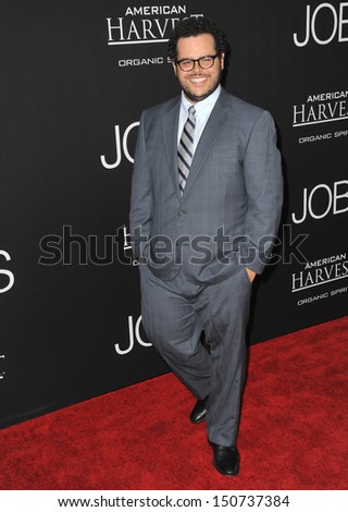 Josh Gad at the Los Angeles premiere of his movie \