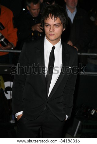 Jamie Cullum arriving for the 2011 GQ Awards, Royal Opera House, London. 06/09/2011  Picture by: Alexandra Glen / Featureflash
