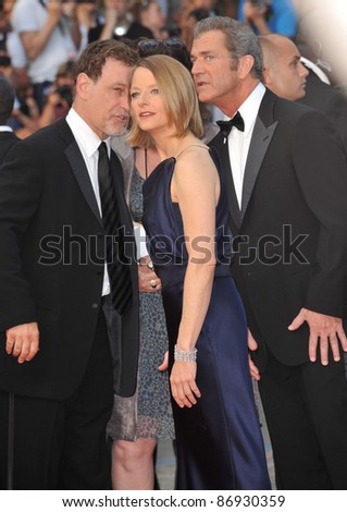 Mel Gibson & Jodie Foster at the gala premiere of their new movie \