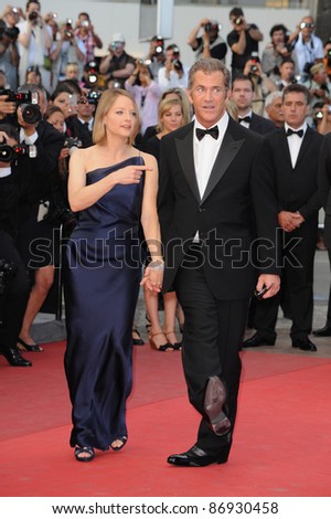 Mel Gibson & Jodie Foster at the gala premiere of their new movie 