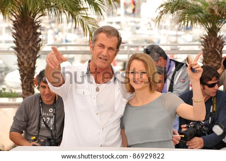 Mel Gibson & Jodie Foster at the photocall for their movie \