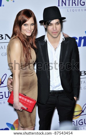Ashlee Simpson & Pete Wentz at music mogul Clive Davis\' annual pre-Grammy party at the Beverly Hilton Hotel. February 9, 2008  Los Angeles, CA Picture: Paul Smith / Featureflash