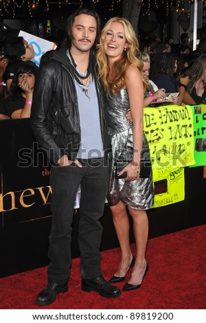Cat Deeley & Jack Huston at the world premiere of \
