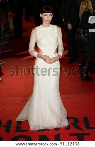 Rooney Mara arriving for the premiere of \