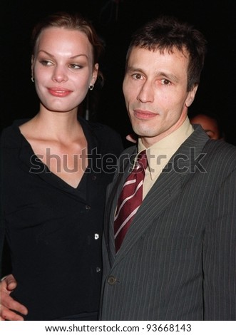 20NOV97:  Actor MICHAEL WINCOTT & wife VERA at premiere of his new movie, \