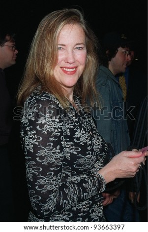 14OCT97: Actress CATHERINE O\'HARA at premiere of her new TV movie, \