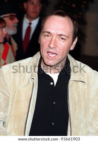 17NOV97:  Actor KEVIN SPACEY at the premiere of his new movie 