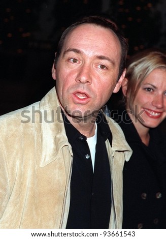 17NOV97:  Actor KEVIN SPACEY at the premiere of his new movie 