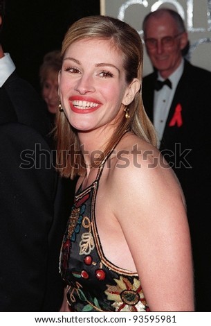 18JAN98:  Actress JULIA ROBERTS at the Golden Globe Awards.