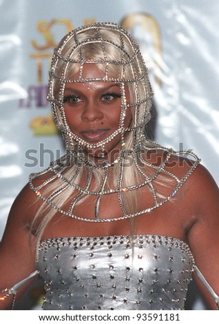03SEP98: Rap singer LIL\' KIM at the Soul Train Lady of Soul Awards in Santa Monica, California.