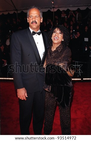 11JAN98:  TV personality OPRAH WINFREY & boyfriend STEDMAN at the People\'s Choice Awards, in Los Angeles, where she won the Favorite Female TV Performer award.