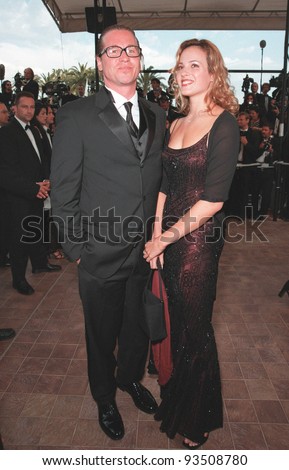 18MAY99: Actor VAL KILMER & girlfriend at gala screening of \
