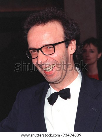 06MAR99: Actor/director ROBERTO BENIGNI at the Directors Guild of America Awards in Beverly Hills.              Paul Smith / Featureflash