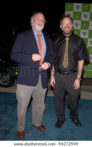 Ice cream makers BEN COHEN (right) & JERRY GREENFIELD at the 12th Annual Environmental Media Awards in Los Angeles.  20NOV2002.   Paul Smith / Featureflash