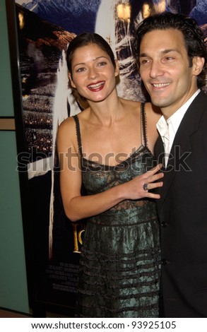 Actress JILL HENNESSEY & husband at the Los Angeles premiere of The Lord of the Rings: The Two Towers. 15DEC2002.    Paul Smith/Featureflash