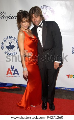 Actor HARRY HAMLIN & actress wife LISA RINNA at the 15th Carousel of Hope Ball at the Beverly Hilton Hotel, Beverly Hills. 15OCT2002.   Paul Smith / Featureflash