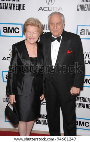 Garry Marshall & wife at the American Cinematheque Gala at the Beverly Hilton Hotel. October 13, 2007  Los Angeles, CA Picture: Paul Smith / Featureflash