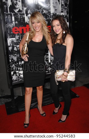 Hilary Duff & Haylie Duff at the season premiere of \