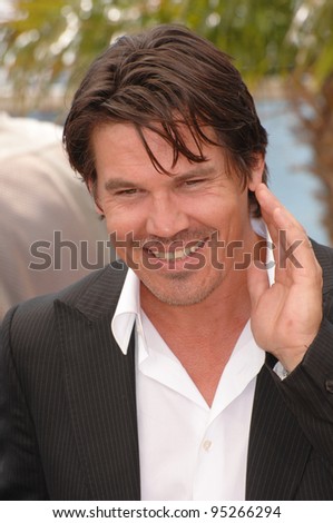 Josh Brolin at photocall for his movie \