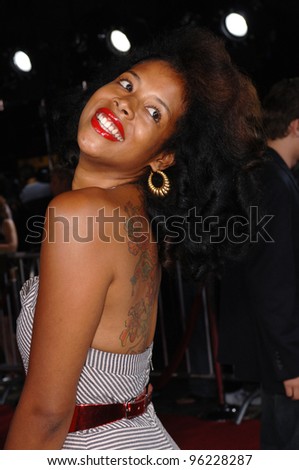Singer KELIS at the Los Angeles premiere of Just Like Heaven at the Grauman\'s Chinese Theatre, Hollywood. September 8, 2005  Los Angeles, CA  2005 Paul Smith / Featureflash