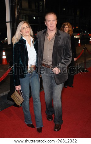 Actor LEE MAJORS & wife at a tribute concert, 
